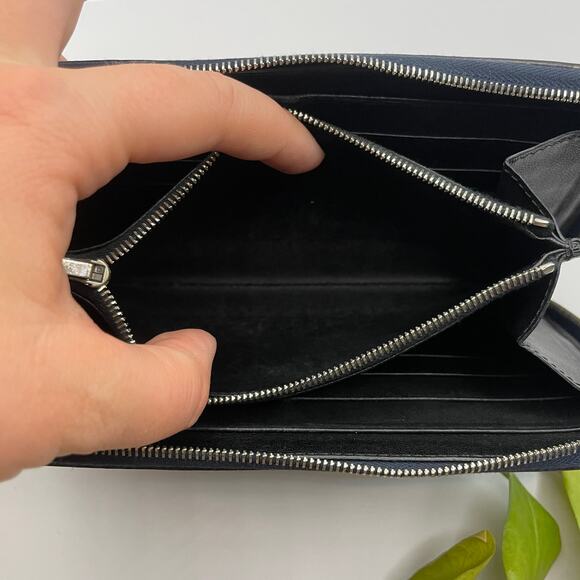 Celine Large Zip Around Wallet Multifuction Grained Calfskin Navy Blue - Picture 15 of 16